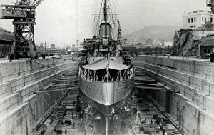 HMS Exeter, British heavy cruiser, WW2