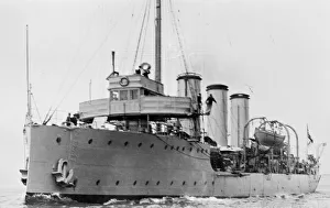 Forward Gallery: HMS Forward - Forward-class Scout Cruiser