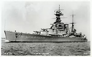 Images Dated 31st July 2015: HMS Hood