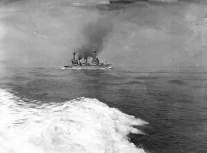 Images Dated 19th October 2011: HMS Indefatigable, Battle of Jutland, WW1
