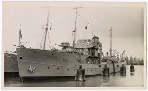 HMS Mastiff, British Dog Class minesweeper/armed trawler, launched 1938 Date: circa 1938