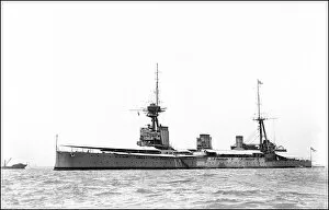 Mast Collection: HMS New Zealand at sea