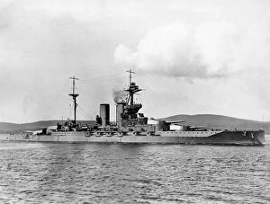 Wars Collection: HMS Queen Elizabeth, British battleship