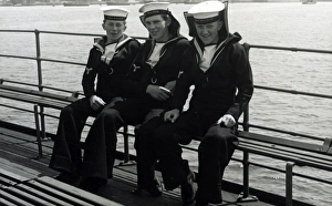 HMS Raleigh, British heavy cruiser, crew members