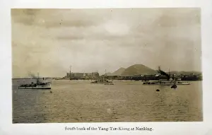 Destroyer Prints: HMS Suffolk with destroyer and gunboat, Nanking, China