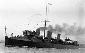 Waters Prints: HMS Vulture - a Clydebank three funnel - 30 knot destroyer
