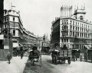Pedestrians Prints: Holborn Circus and Viaduct, City of London