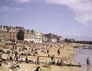 Holidaymakers on the beach, St Ives, Cornwall