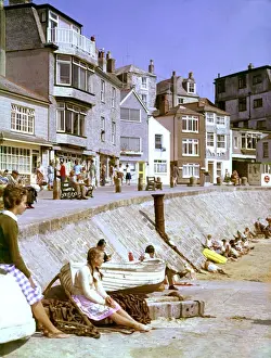 Slope Prints: Holidaymakers, Wharf Road, St Ives, Cornwall