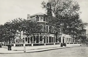 Holland Park, London - Kensington College