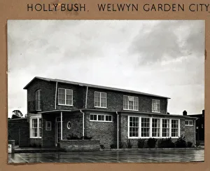 Hollybush PH, Welwyn Garden City, Hertfordshire