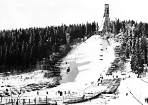 Oslo Prints: Holmenkollbakken Skiing
