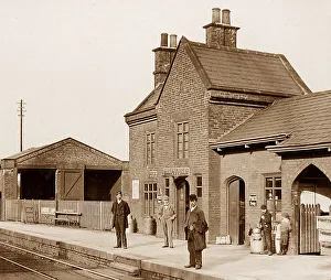 Holmes Collection: Holmes Chapel Railway Station