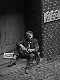 Images Dated 27th April 2021: Homeless man in doorway