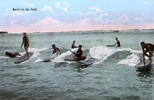 Watersport Prints: Honolulu, Hawaii, USA - Surfers