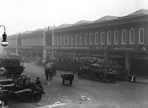 Warehouses Prints: Horse and cart deliveries being made to shops in London