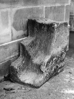 Mounting Prints: Horse Mounting Block