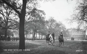Bustling Prints: Horse Riders in Hyde Park