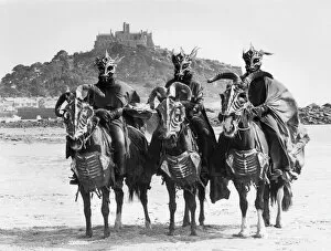 Rider Collection: Horsemen filming Robin of Sherwood, Cornwall
