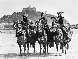 Actors Collection: Horsemen filming Robin of Sherwood, Cornwall