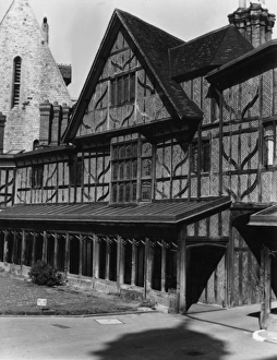 Images Dated 25th November 2016: Horseshoe Cloister, Windsor Castle, Berkshire