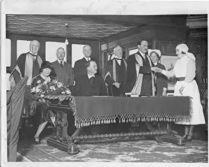 Nursing Prints: Hospital prize-giving ceremony