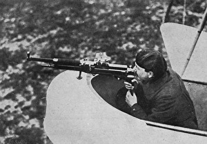 Adapted Gallery: Hotchkiss Machine Gun on aeroplane