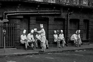 Images Dated 27th April 2021: Hotel chefs relaxing, Central London