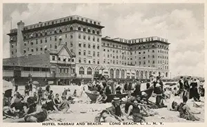 Holidaymaker Prints: Hotel Nassau and Beach, Long Beach, New York, USA