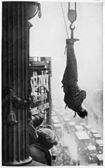 Chains Collection: Houdini & Skyscraper