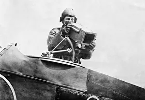 Aerial Photography Gallery: Houghton Butchers Hand-Held Aerial-Photography Camera Du?