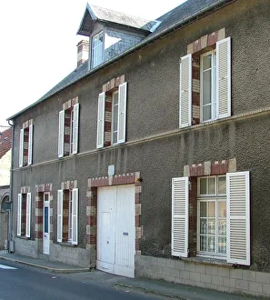 Images Dated 25th November 2019: House in Courseulles where King George VI stayed