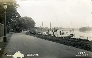 Houseboat, Mortlake, London, England