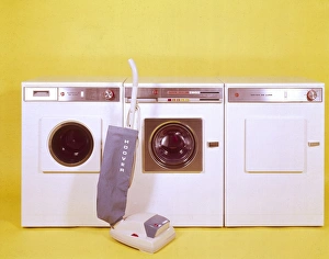Images Dated 24th October 2011: Household Appliances