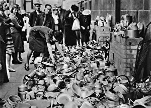 Households Encouraged to Give Aluminium for the War Effort