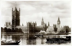 Barges Prints: The Houses of Parliament, Westminster, London