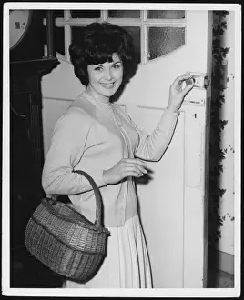 Housewife / Basket
