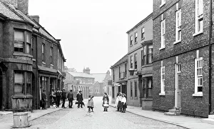 Images Dated 10th December 2018: Howden - Bridge Gate early 1900s