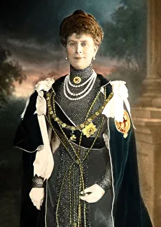 Garter Prints: HRH Queen Mary wearing Order of the Garter robes