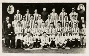 Teams Gallery: Huddersfield Town FC football team 1922-1923