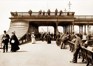 Hull, Corporation Pier