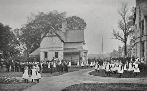 Established Prints: Hull Sailors Orphan Homes - Children at Lodge and Entrance