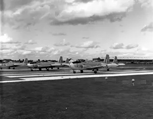 Pelicans Prints: Hunting Percival Jet Provosts T. 4 XP551 The Red Pelicans