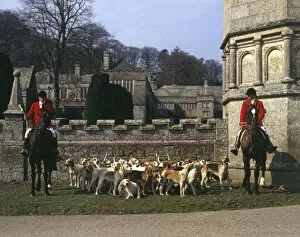 Images Dated 28th November 2016: Huntsmen and foxhounds, Bodmin, Cornwall