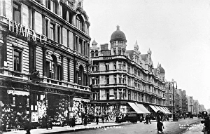 Images Dated 26th September 2017: Hyam & Co, Oxford Street, London
