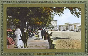 Apsley Collection: Hyde Park Corner from Rotten Row, London