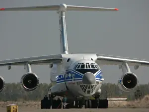 Ilyushin Prints: Ilyushin IL-76TD 90VD of Volga Dnepr (forward view) clo