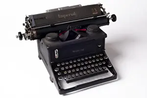 Associated Prints: Imperial typewriter, Auxiliary Territorial Service, 1935