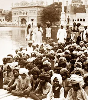 India - Golden Temple of Amritsar - schoolboys early 1900s