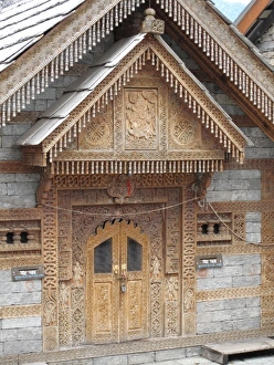 Images Dated 19th August 2011: India, Himachal Pradesh, Manali, Naggar